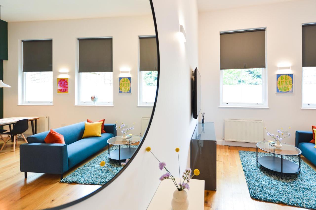 Spacious West Hampstead Apartment With Mezzanine Bedroom By Concept Apartments London Exterior foto